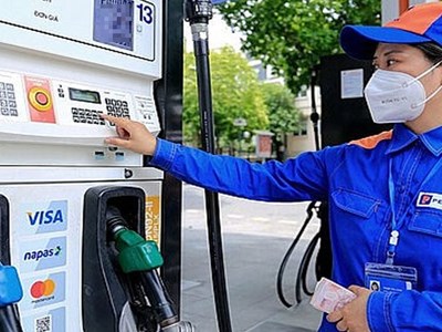 Cập nhật giá xăng dầu hôm nay 12.9.2025: Điều chỉnh trái chiều