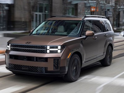 Giá Santa Fe 2025 lăn bánh tháng 9.2025 giảm mạnh nhờ ưu đãi