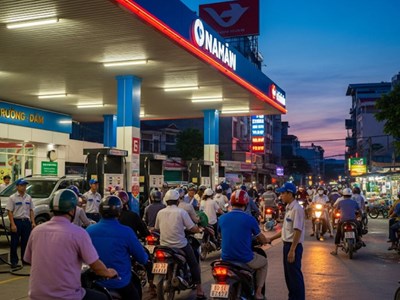 Giá xăng dầu hôm nay 17.9.2025: Trong nước ổn định, quốc tế chờ giảm