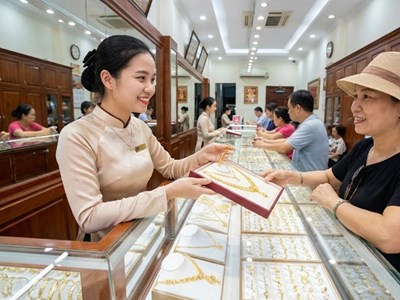 Giá vàng hôm nay 7.12: trong nước và thế giới đồng loạt giảm