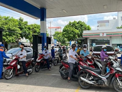 Giá xăng dầu hôm nay 9.12: quốc tế biến động nhẹ