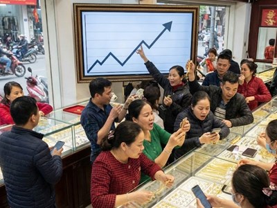 Giá vàng hôm nay 11.12: SJC bật tăng mạnh, thị trường sôi động