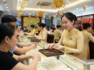 Giá vàng hôm nay 21.12: Vàng SJC giữ vùng cao