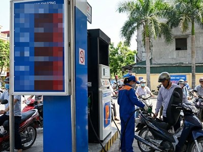 Giá xăng dầu hôm nay 21.12: Dầu thô toàn cầu đi ngang