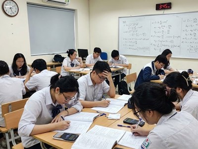 Hàng loạt đại học cắt xét học bạ: Thí sinh cần làm gì?