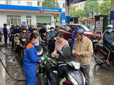 Giá xăng dầu quốc tế hôm nay 10.1 biến động mạnh?