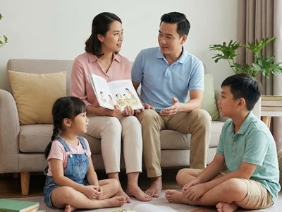 Cha mẹ nên dạy con về giới tính từ độ tuổi nào?
