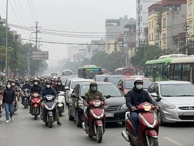 Giao thông sáng 12.1: Ùn ứ tại đường 100, Nguyễn Văn Cừ