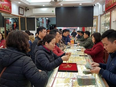 Giá vàng hôm nay 19.1: SJC tiếp tục giữ mốc 162,8 triệu đồng