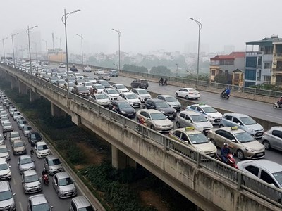 Giao thông Hà Nội sáng 21.1: Nhiều điểm ùn cục bộ