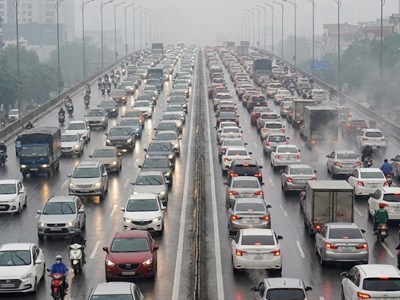 Giao thông Hà Nội sáng 24.1: Ùn ứ vành đai 3, cao tốc giảm tầm nhìn