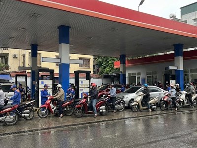 Giá xăng dầu hôm nay 25.1.2026: Dầu thế giới tăng mạnh