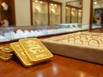 Giá vàng hôm nay 31.1: Giá SJC và nhẫn giảm mạnh