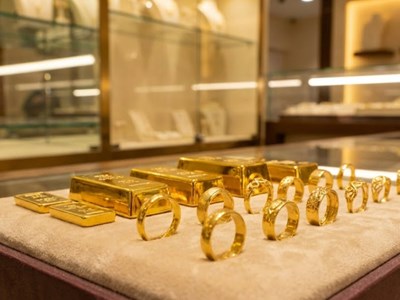 Giá vàng hôm nay 2.2.: Vàng miếng giữ giá, thị trường ổn định