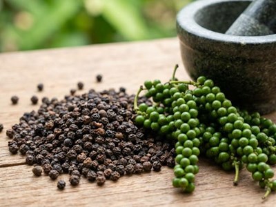 Giá tiêu hôm nay 14.2: Tây Nguyên giữ đỉnh, giao dịch trầm lắng