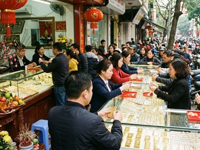 Giá vàng hôm nay 26.2: SJC giảm nhẹ phiên giao dịch sáng