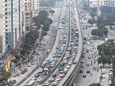 Giao thông Hà Nội sáng 27.3: Vành đai 3 và cao tốc ùn dài trong mưa phùn