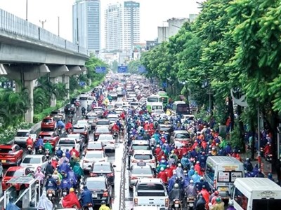 Giao thông Hà Nội sáng 30.3: Hà Nội ngập nước, nhiều tuyến tắc dài