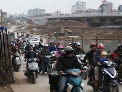 Giao thông Hà Nội sáng 22.4: Nhiều sự cố trên Vành đai 3 và cầu Nhật Tân