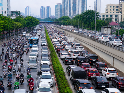 Giao thông Hà Nội 8.5: Xe đông, nhiều nút giao đèn không hoạt động