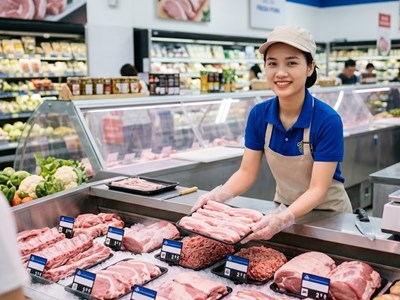 Giá heo hơi hôm nay 18.8.2026: Nhiều địa phương xuống 56.000 đồng/kg