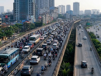 Giao thông Hà Nội sáng 20.8: Vành đai 2 hướng Ngã Tư Sở đông xe