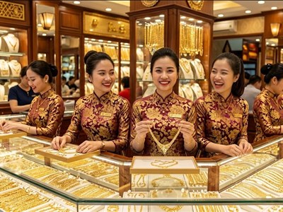 Giá vàng hôm nay 9.10: Quốc tế hồi mạnh, thị trường trong nước vẫn phân hóa