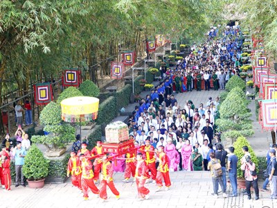 TP.HCM “Nhớ ơn Quốc Tổ Hùng Vương”