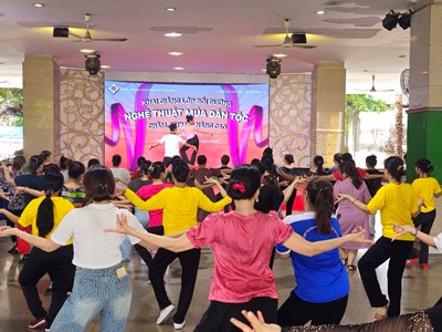 Khai giảng lớp bồi dưỡng nghệ thuật múa Chăm, Khmer nâng cao