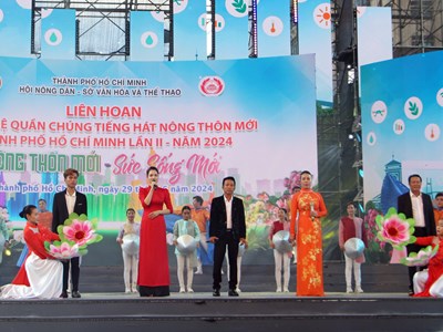 Khi nông dân hát về nông thôn mới