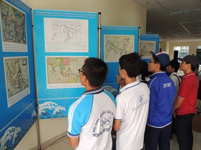 Xem xét hỗ trợ học phí HSSV tại vùng bị ảnh hưởng bởi bão lũ