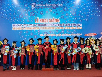 Trường ĐH Mỹ thuật TP.HCM trao bằng tốt nghiệp và kêu gọi hỗ trợ đồng bào miền Bắc