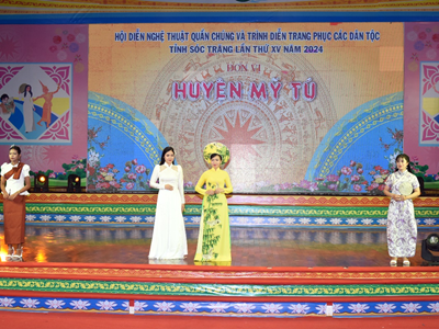 Hội diễn nghệ thuật quần chúng và trình diễn trang phục dân tộc năm 2024