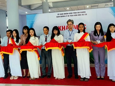 Triển lãm cổ vật văn hóa Óc Eo và ra mắt sản phẩm du lịch thông minh 