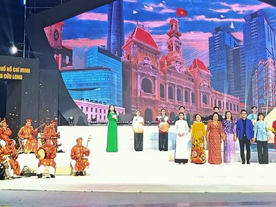 Giao lưu Đờn ca tài tử Nam Bộ: “Ngân vang âm điệu đồng bằng”