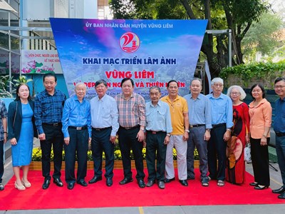 Triển lãm ảnh về vẻ đẹp con người và thiên nhiên Vũng Liêm tại TP.HCM