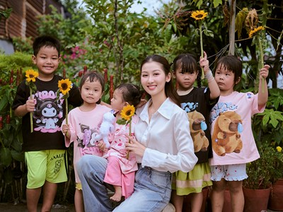 Hoa hậu Quế Anh đăng ký hiến tạng