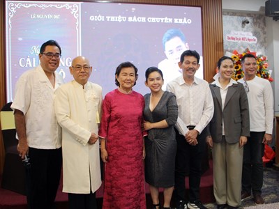 Ra mắt 'Tuyển tập kịch bản Hồn thơ ngọc' và sách 'Nghệ thuật cải lương Nam Bộ' 