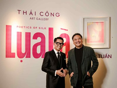 'Lụa là' – cuộc đối thoại giữa hội họa và không gian sống