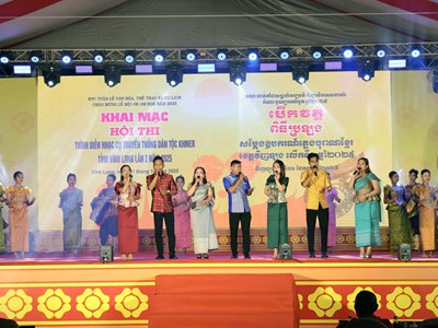 Hội thi nhạc cụ Khmer 2025 rộn ràng tại Ao Bà Om - Vĩnh Long