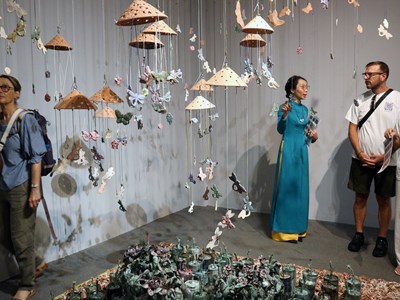 Triển lãm 'Khu vườn Hạnh phúc' – Bản hòa ca đẹp về gốm