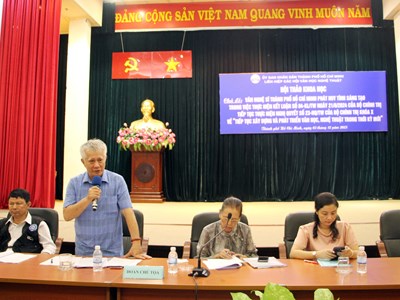 Phát huy sáng tạo của văn nghệ sĩ trong phát triển văn học – nghệ thuật thời kỳ mới