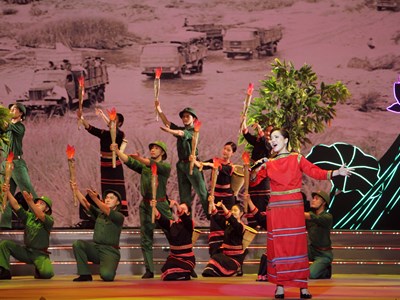 Nhớ Lư Nhất Vũ - Lê Giang qua đêm thơ nhạc “Khúc hát ân tình“