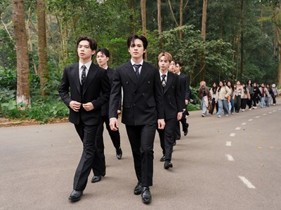 Dàn “Tân binh toàn năng” đổ bộ Hà Nội từ concert “Đấu trường Sấm”