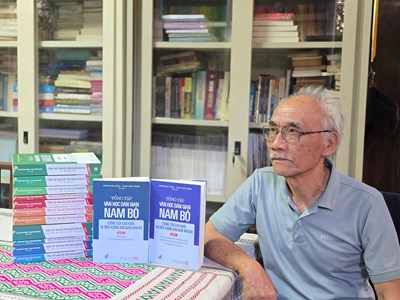 Thêm công trình nghiên cứu về “Tuồng tích sân khấu và diễn xướng dân gian Nam Bộ“