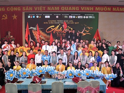 Lan tỏa tinh thần sẻ chia qua chương trình nghệ thuật “Ánh lửa từ tro tàn”