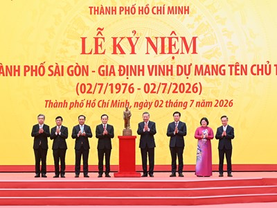TP.HCM trọng thể kỷ niệm 50 năm Ngày Thành phố vinh dự mang tên Bác