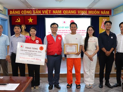 Một nhà hảo tâm dành toàn bộ tiền lương trong 73 tháng cho hoạt động nhân đạo