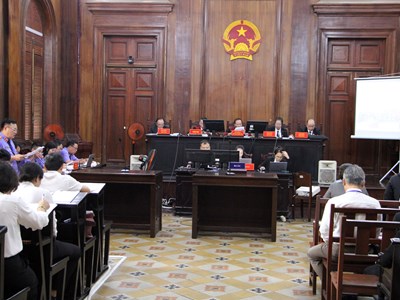 Ngày đầu xử 227 bị cáo vụ VN10: Chi Dân, Trúc Phương gây chú ý