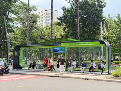 TP.HCM hướng dẫn đi lại bằng giao thông công cộng dự lễ truy điệu, an táng hài cốt liệt sĩ